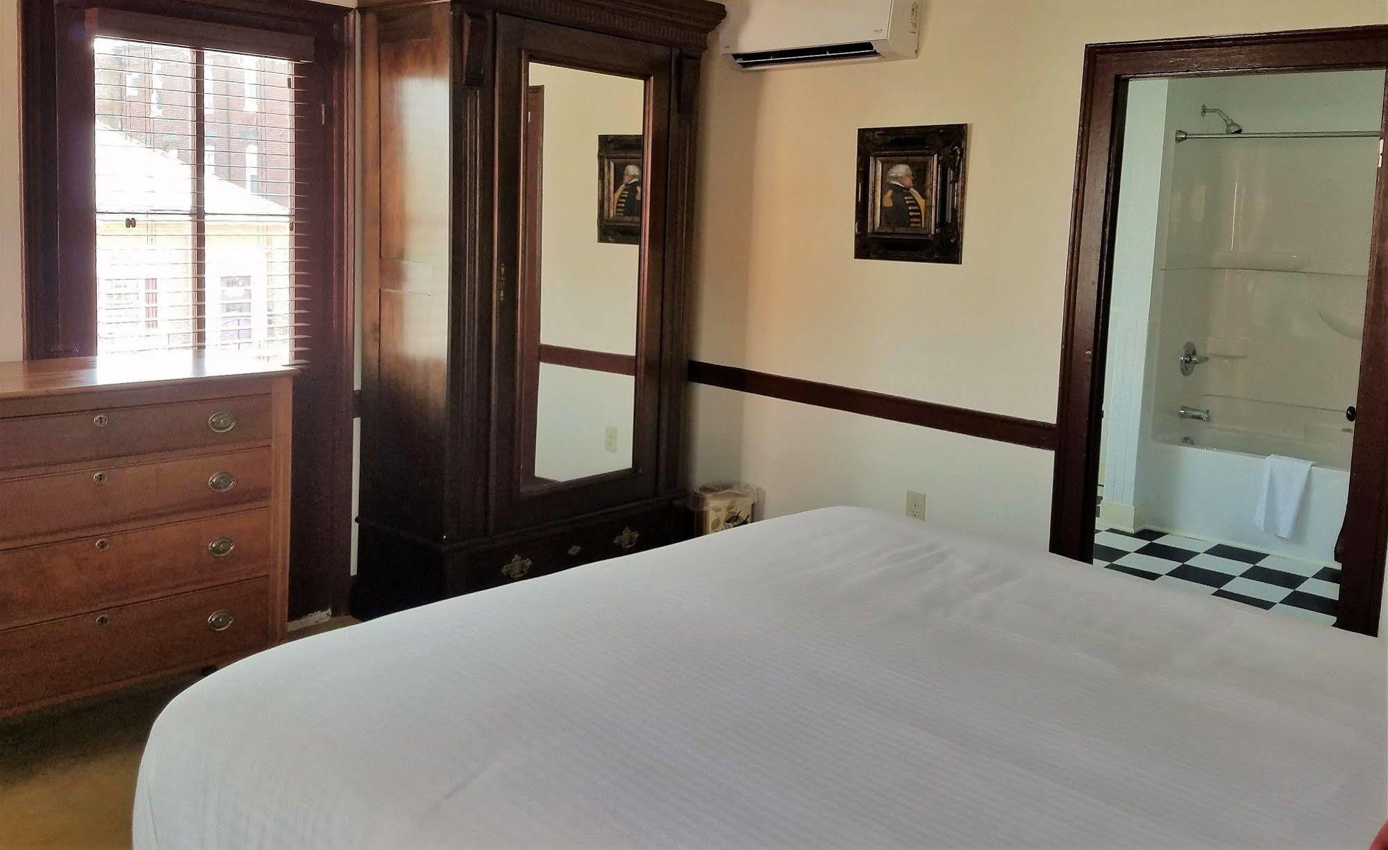 Washington Inn & Tavern MARYLAND Екстериор снимка