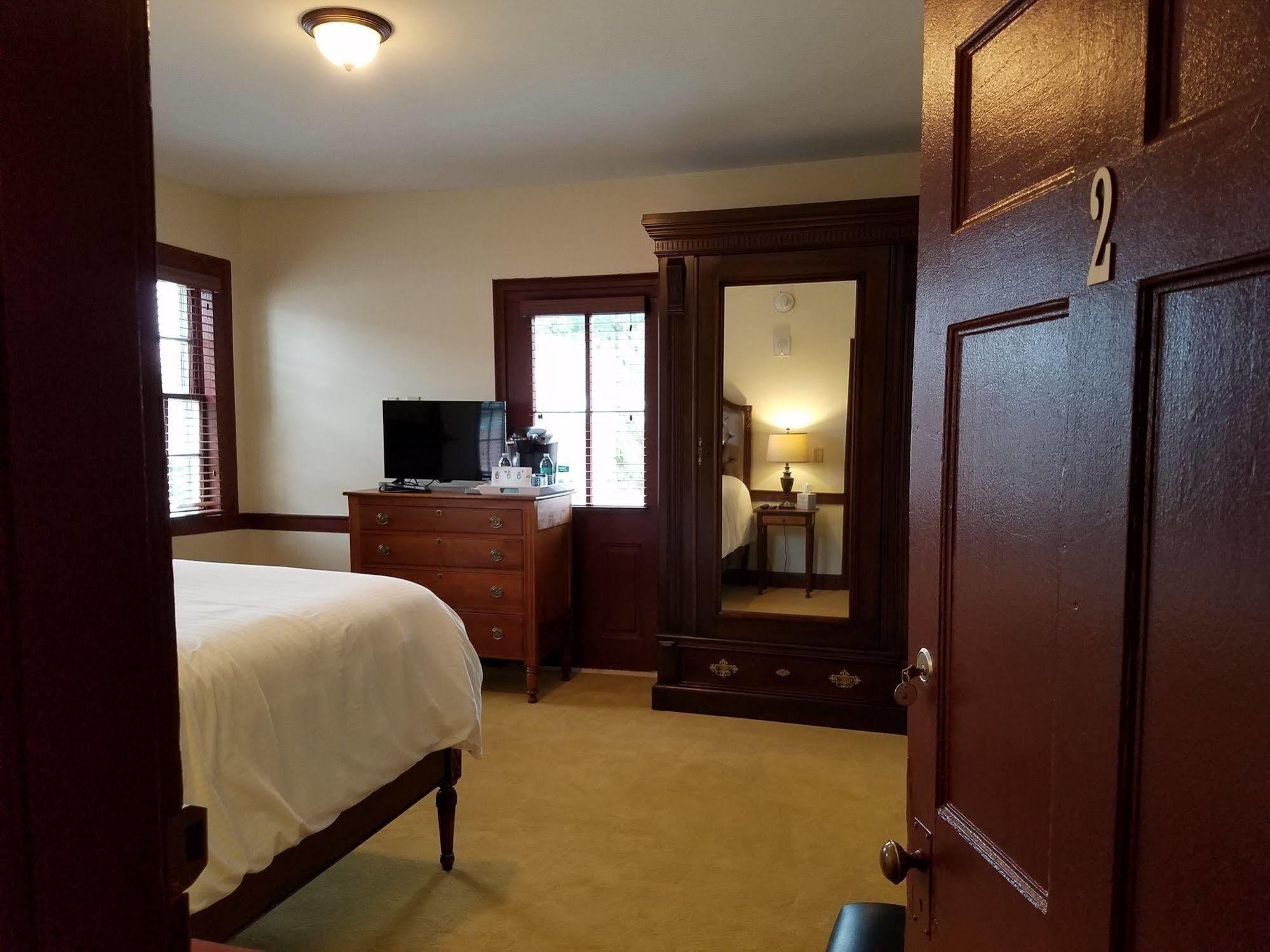 Washington Inn & Tavern MARYLAND Екстериор снимка